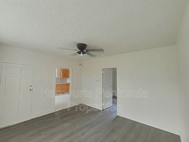 Building Photo - 1321 Elizabeth Ave