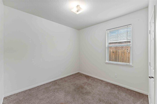 Building Photo - 5015 Alder Bend Ln