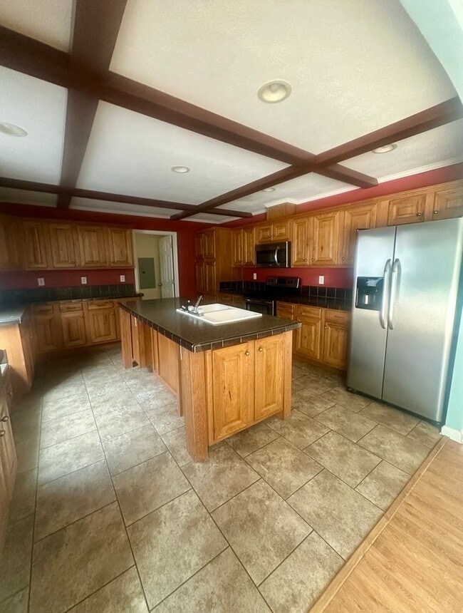 Building Photo - 4 Bed/3 Bath Mobile Home
