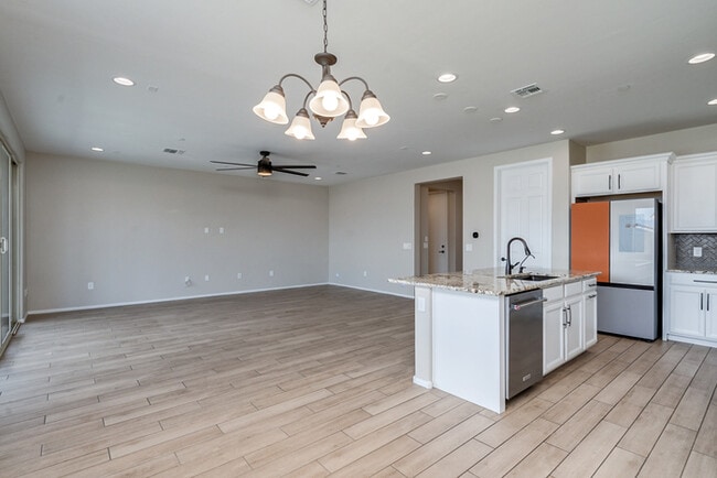 Building Photo - Amazing 2 Story with 4-Bedroom, 2.5-Bath Home in Saguaro Trails – Modern Comfort & Prime Location!