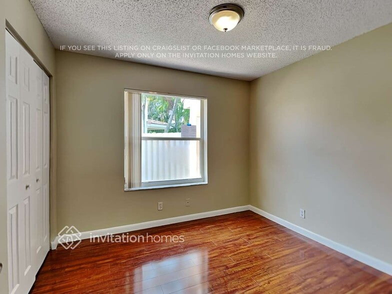 Building Photo - 1876 SW 177th Terrace