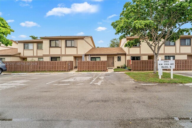 Building Photo - 2950 NW 106th Ave
