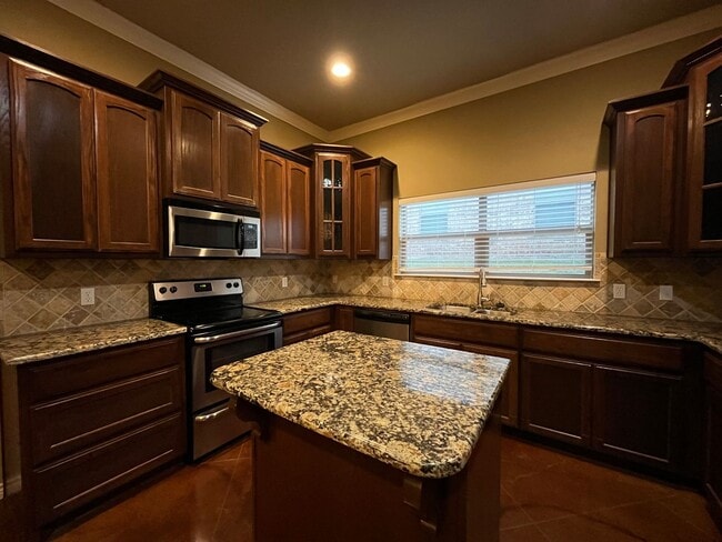 Building Photo - AVAILABLE NOW:  3 bedroom house: Midway ISD:  Move-In Special