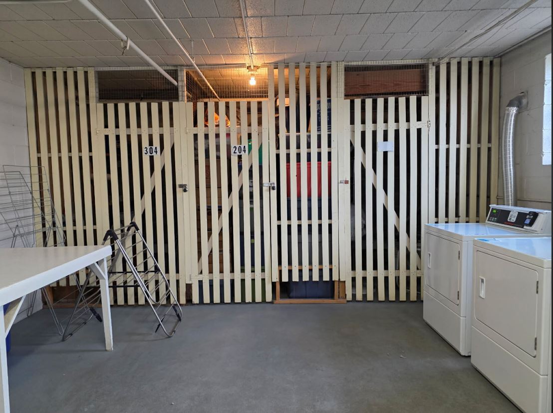 Building Photo - 412 N Wayne Ave