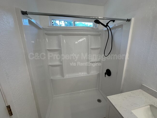 Building Photo - 2580 Cottonwood Trail