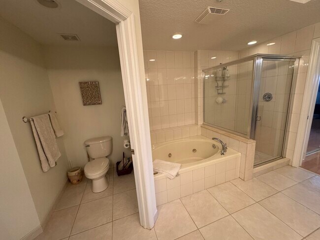 Building Photo - 221 Ocean Grande Blvd