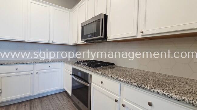 Building Photo - 1922 Renwick Dr