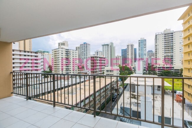 Building Photo - 250 ?Ohua Ave