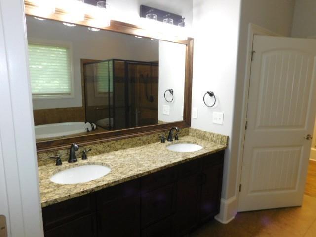 Building Photo - 15485 N Valley Creek Ln