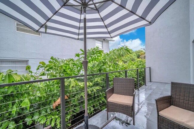 Building Photo - 2951 NW 13th St