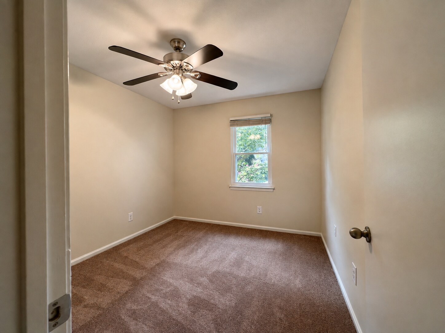 Bedroom #3 from door. - 5484 Pine Top Cir