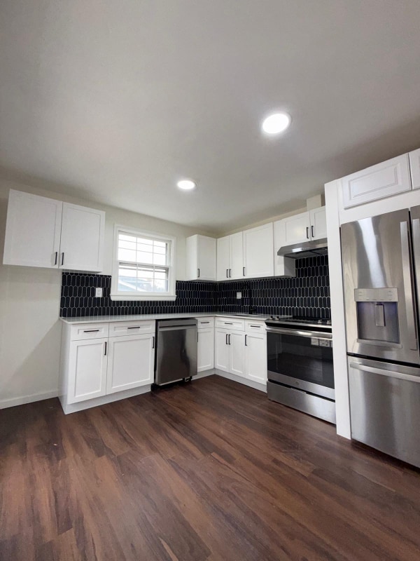 Building Photo - 320 University Blvd E