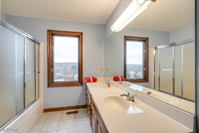 Building Photo - 4700 Barnsleigh Dr