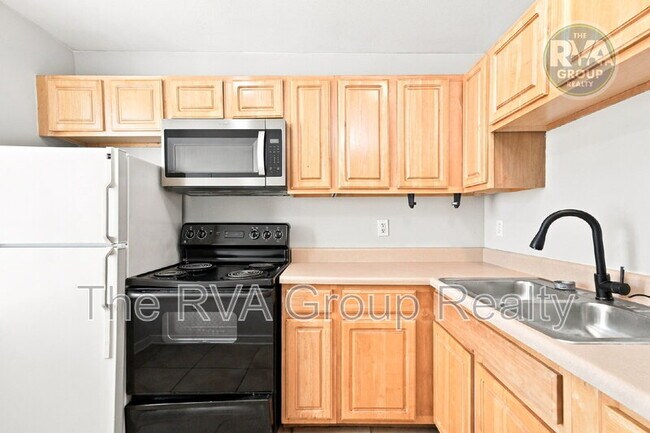 Building Photo - 3517 Briel St