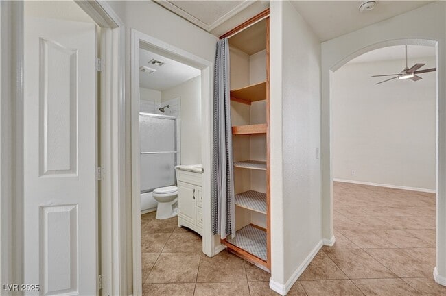 Building Photo - 9845 Lenox Crest Pl