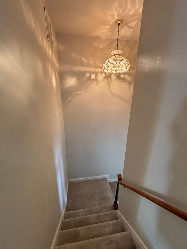 Building Photo - 3776 Kenwick Trail