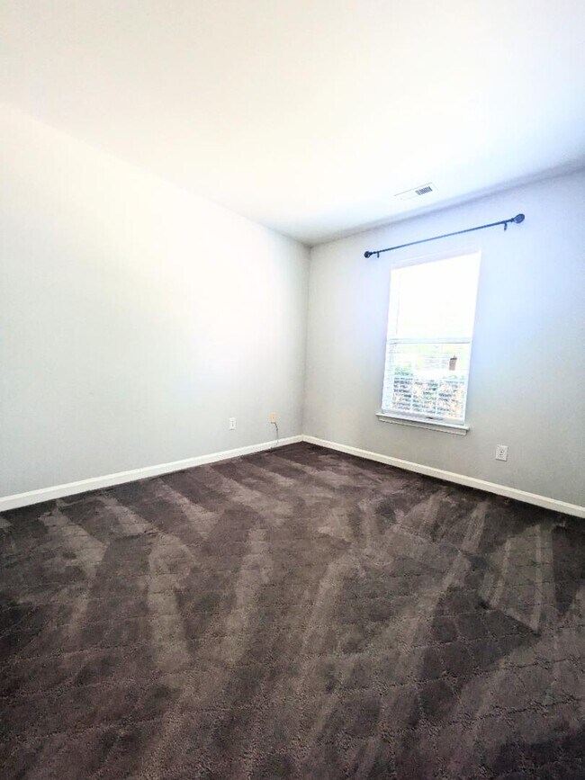 Building Photo - 9231 Shenington Pl