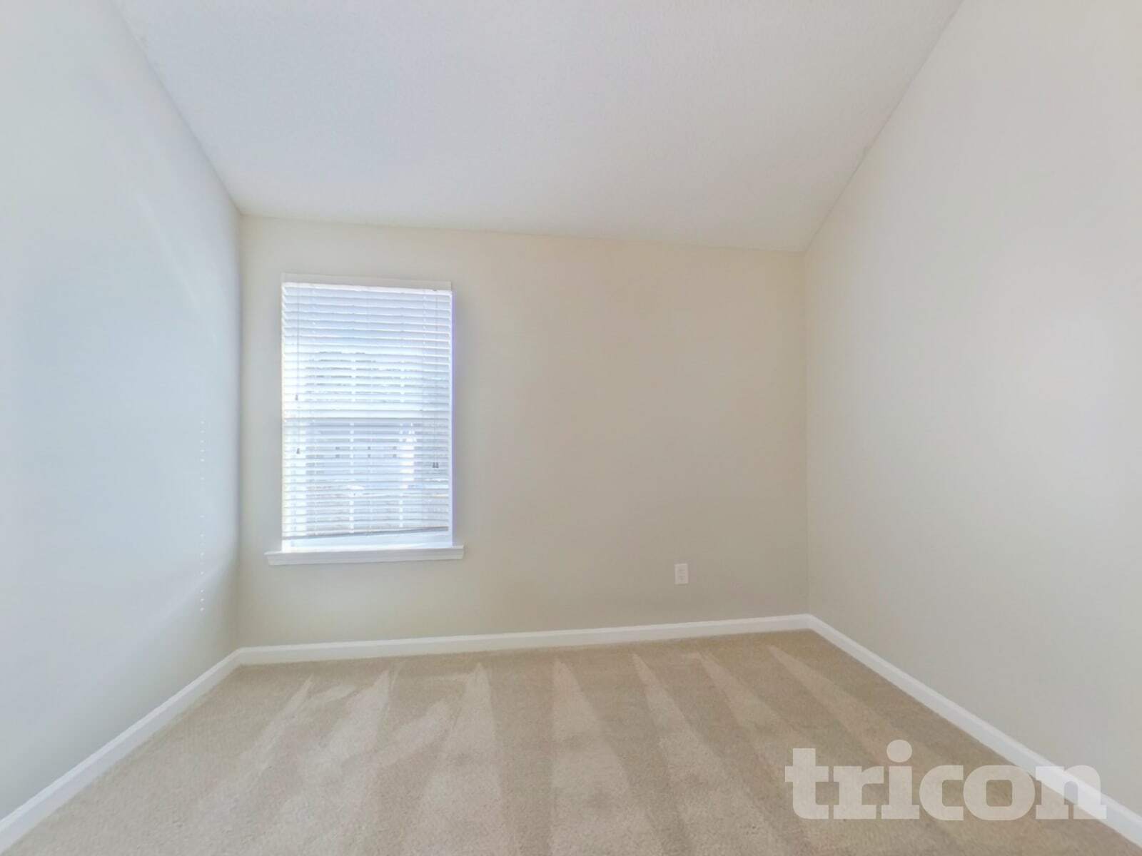 Building Photo - 6985 Borowood Ln