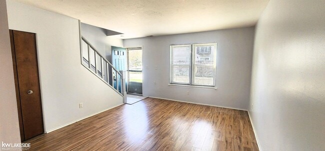 Building Photo - 28838 Pardo St