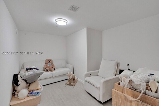 Building Photo - 1000 Brickell Plaza