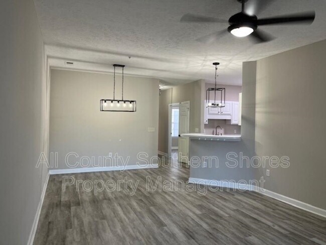 Building Photo - 113 Ashley Park Dr