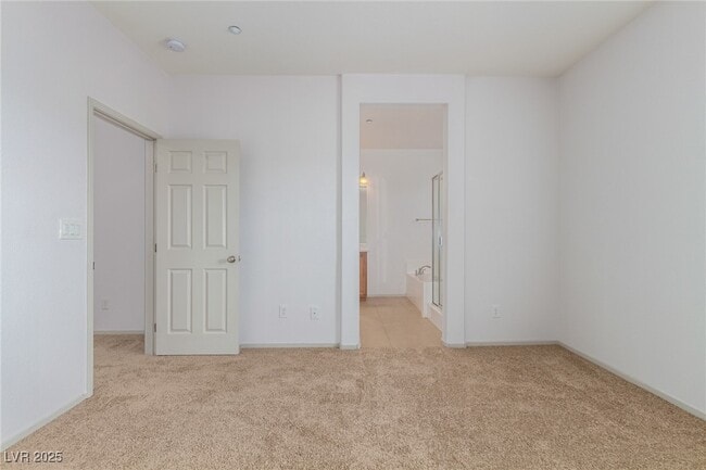 Building Photo - 2023 Rockburne St
