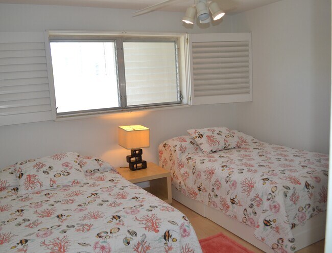 guest bedroom - 240 Galen Dr