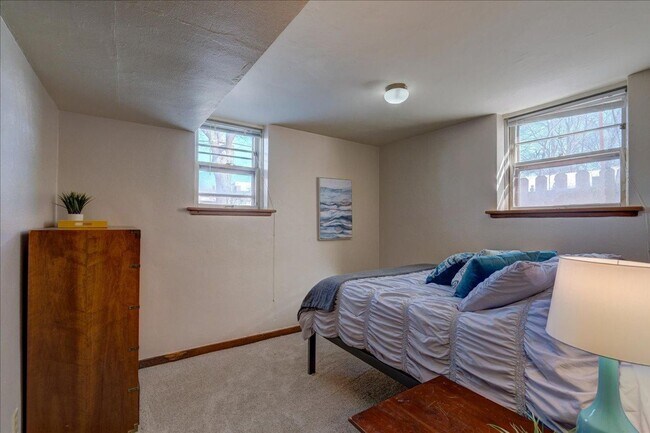 Building Photo - 2632 Stevens St