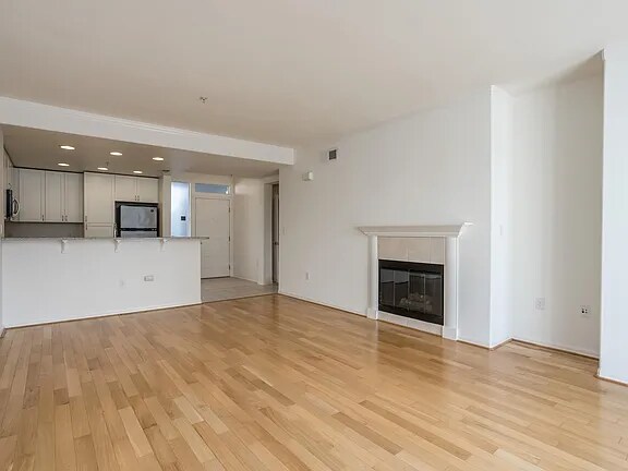 Building Photo - 3901 Lick Mill Blvd