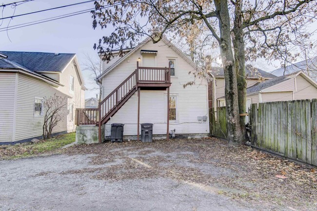 Building Photo - 1226 Boone St
