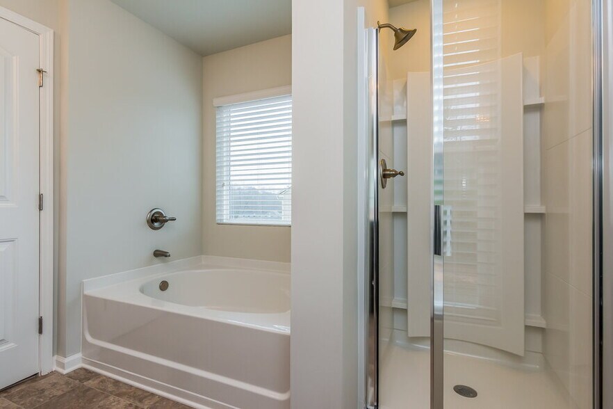 Building Photo - 69 Calm Waters Ave