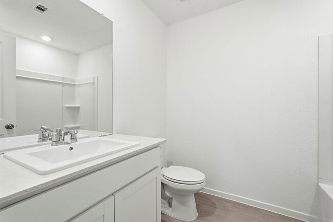 Building Photo - 2821 Cedar Rock St