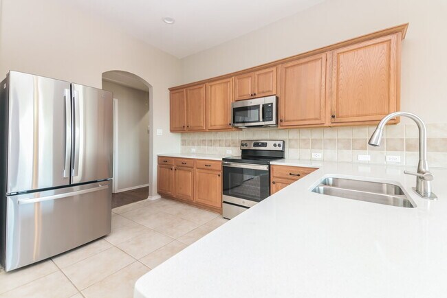 Building Photo - 2031 Brook Meadow Dr