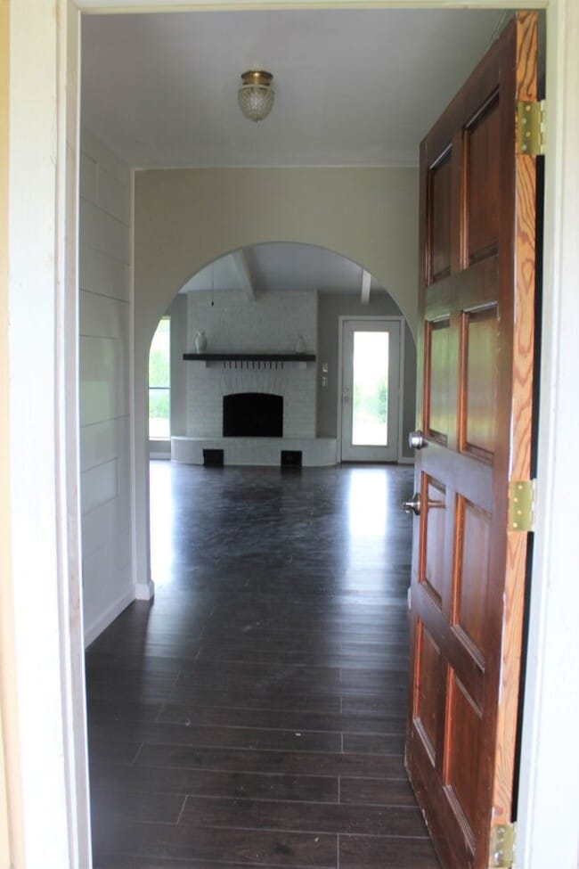 Building Photo - Welcome home!