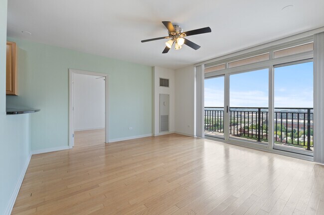 Building Photo - 1111 S Wabash Ave