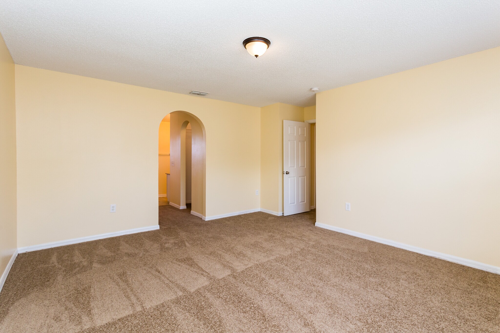 Building Photo - 616 Floridian Dr