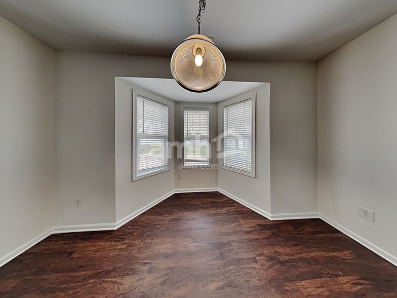 Building Photo - 3021 Semmes Ln