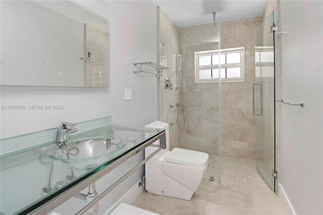 Building Photo - 15440 SW 102nd Pl