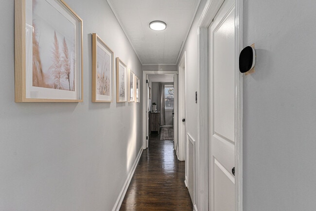 Building Photo - 145 Isabel Ave