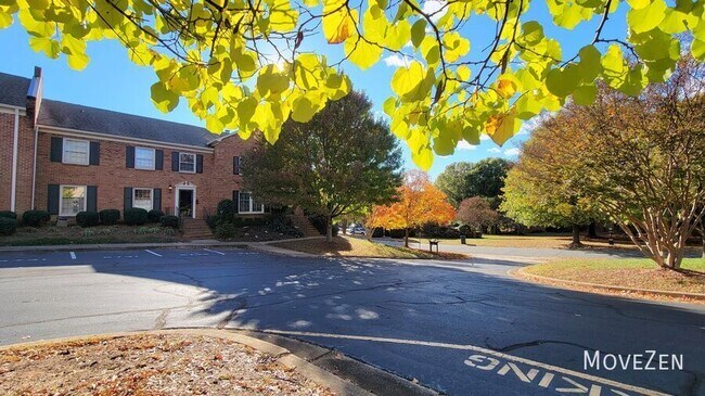 Building Photo - 6733 Constitution Ln