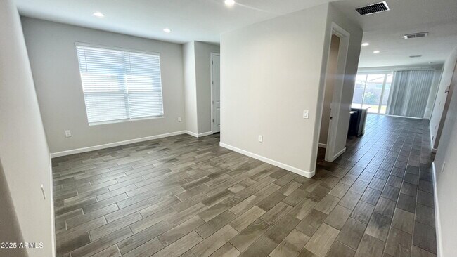 Building Photo - 37845 W Santa Barbara Ave