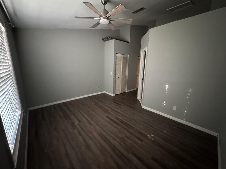 Building Photo - 11309 Stratton Park Dr