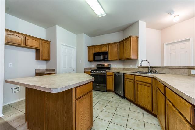 Building Photo - 9924 Wild Ginger Dr