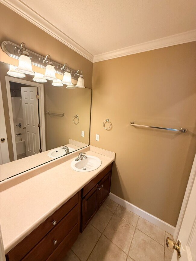 Building Photo - 4183 Waterberry Cir