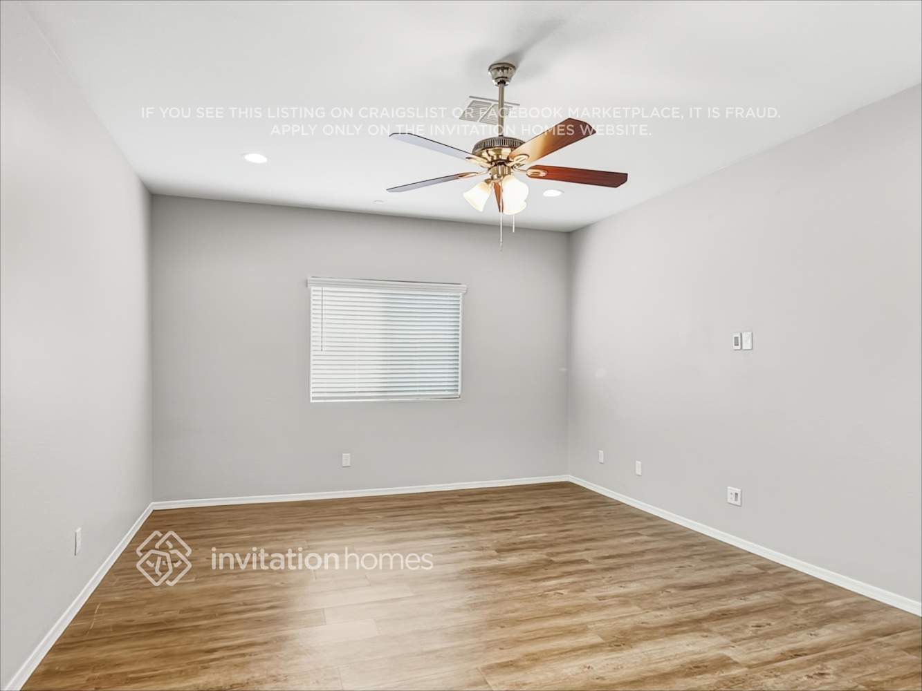 Building Photo - 21167 W Cypress St