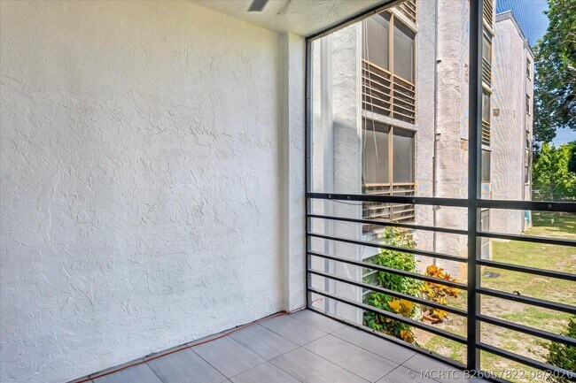 Building Photo - 9235 SW 8th St