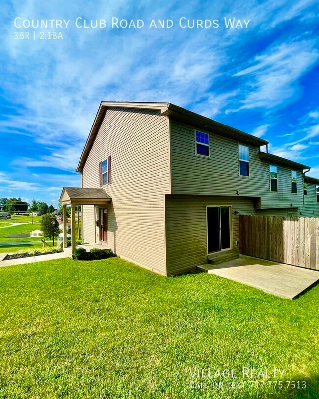 Building Photo - 703 Country Club Rd