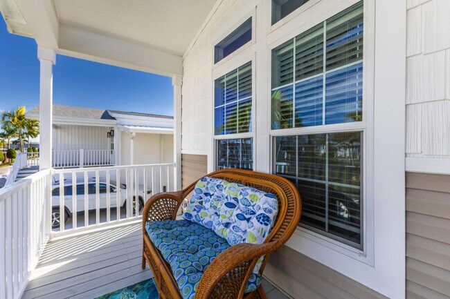 Building Photo - 12581 Coconut Dr