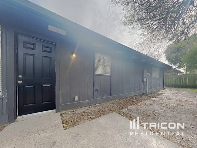 Building Photo - 7235 Daylight Ln