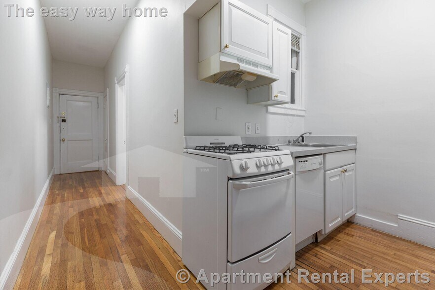 Building Photo - 891 Massachusetts Ave